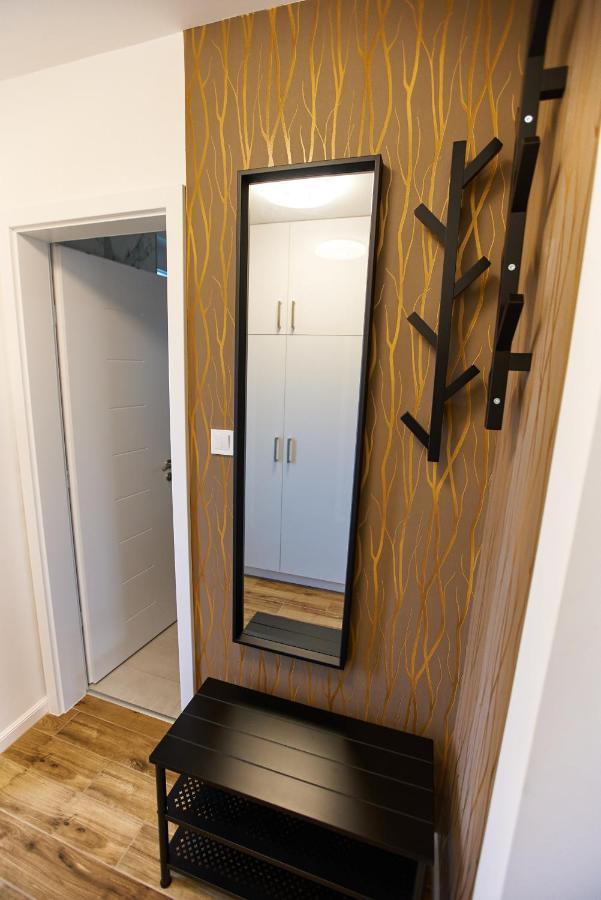 Starlight Bronze Szeged- Exclusive Apartment Bagian luar foto